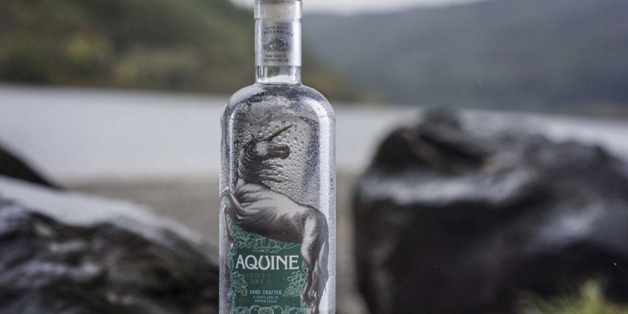 Lidl lanza la ginebra escocesa Aquine, inspirada en el unicornio