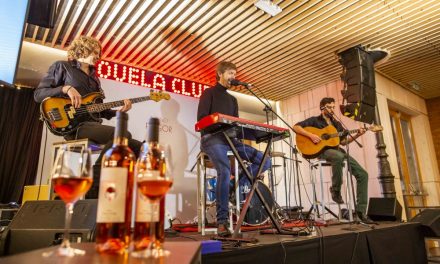 Fulgor, el vino rosado de Ponte da Boga lanza la segunda edición de “vinos de autor” con la música de Budiño
