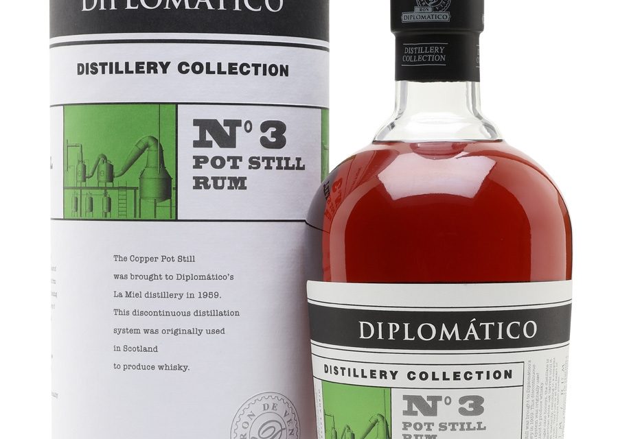 Diplomático No. 3 Pot Still Rum se prepara para el lanzamiento