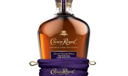 Crown Royal estrena Crown Royal Noble Collection French Oak Cask Finished