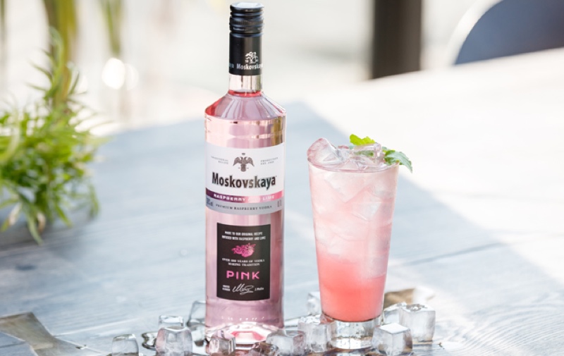 Moskovskaya apuesta por la tendencia rosa con nuevo vodka, Moskovskaya Pink