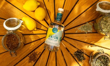 Una destilería de Amsterdam crea ron blanco botánico, Union Lemon & Leaf Rum