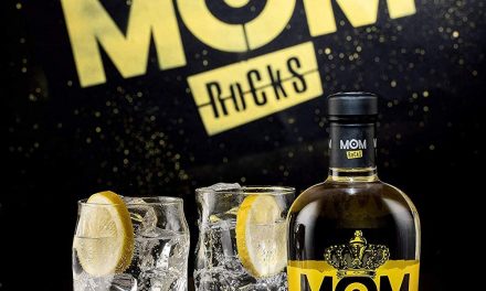 MOM, la ginebra más transgresora, amplía su gama con el lanzamiento de MOM Rocks