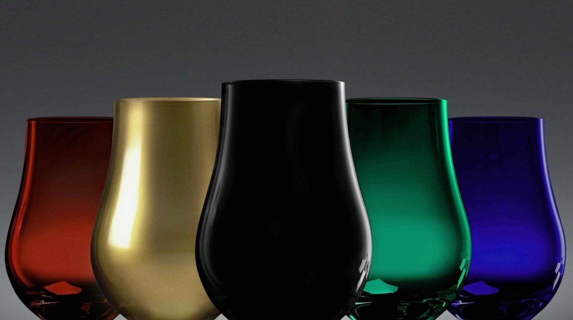 Glencairn crea cinco vasos de whisky de colores de edición limitada