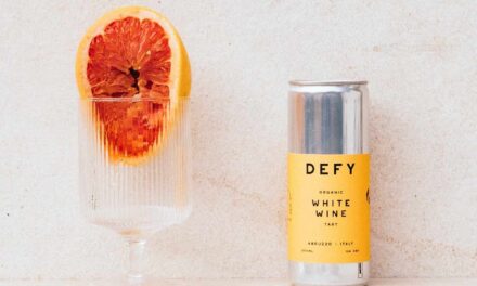 La nueva marca DEFY lanza vino italiano orgánico RTD en lata