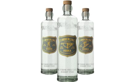 Hood River Distillers lanza el vodka Timberline