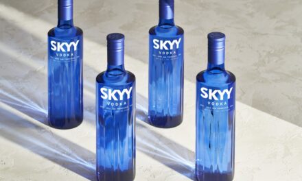 SKYY Vodka presenta una nueva receta y una botella rediseñada