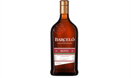 Ron Barceló lanza una botella personalizable esta Navidad