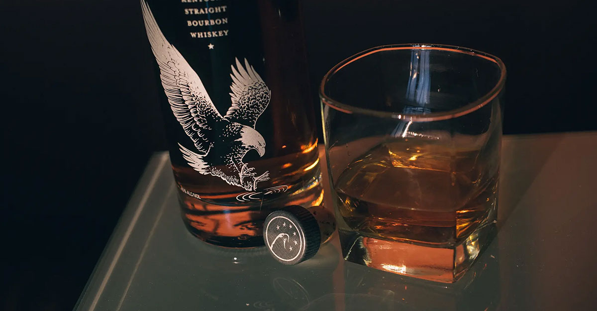 Buffalo Trace lanza Eagle Rare 30, el bourbon más antiguo de la marca hasta el momento