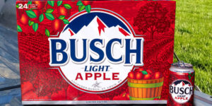 Busch Light devuelve la cerveza de culto ‘Bapple’ y muestra un nuevo sabor a pepinillo
