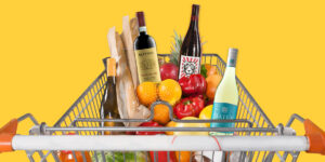 Preguntamos a 10 sumilleres: ¿Qué vino de supermercado amas en secreto? (2026)