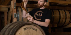 «Hacer cerveza perfecta y convertirla en whisky»: Dentro de Copperworks Distilling de Seattle