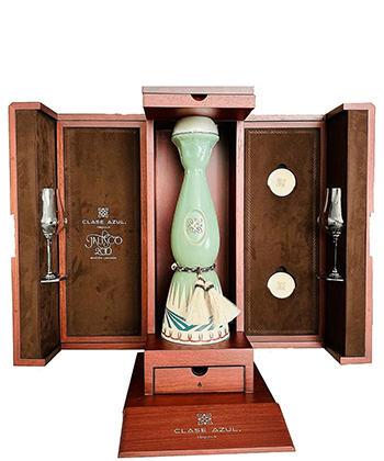 Clase Azul 'Jalisco 200' Tequila Extra Añejo Edición Limitada es uno de los tequilas más caros del mundo.