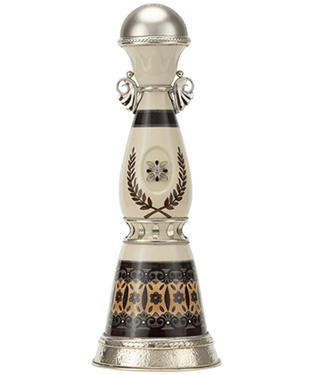 El Tequila Clase Azul Master Artisans Canela Edición Limitada es uno de los tequilas más caros del mundo.