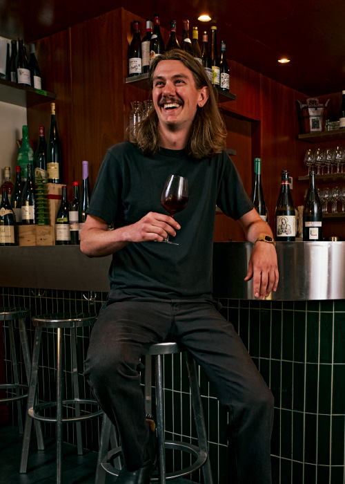 El conocimiento del vino es el atributo más célebre de los sumilleres. Pero, sobre todo, lo que mueve al director de vinos Matt Turner es la curiosidad.