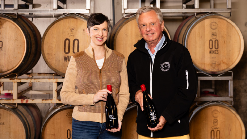 Los fundadores de 00 Wines ingresaron a la industria sin ninguna experiencia en elaboración de vinos. Ahora, sus vinos se encuentran entre las botellas más codiciadas de Oregón.