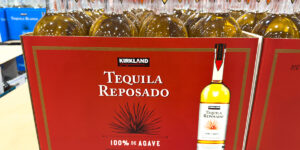 Juez federal desestima demanda contra Costco por reclamaciones de 100% agave